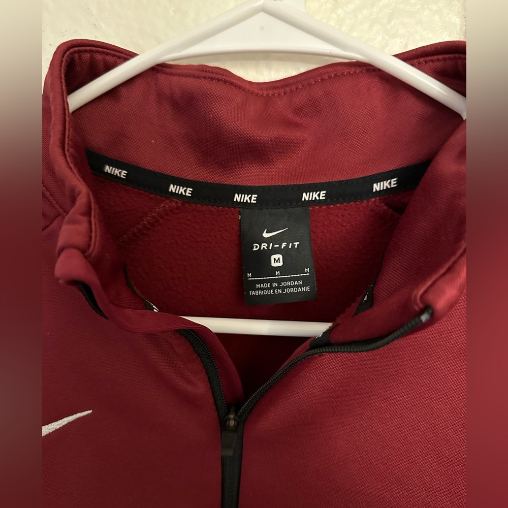 Nike sweater - Picture 3 of 3
